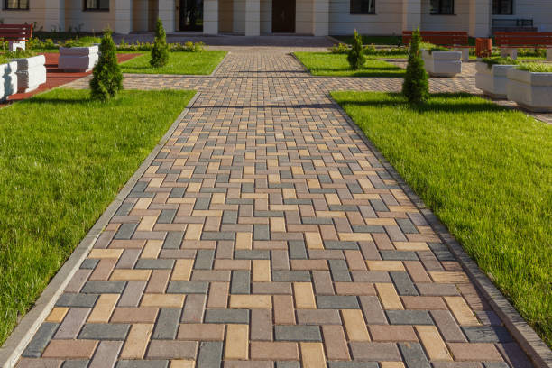  Lakes West, CT Driveway Pavers Pros